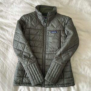 Sage Green Patagonia women’s insulated nano puff jacket